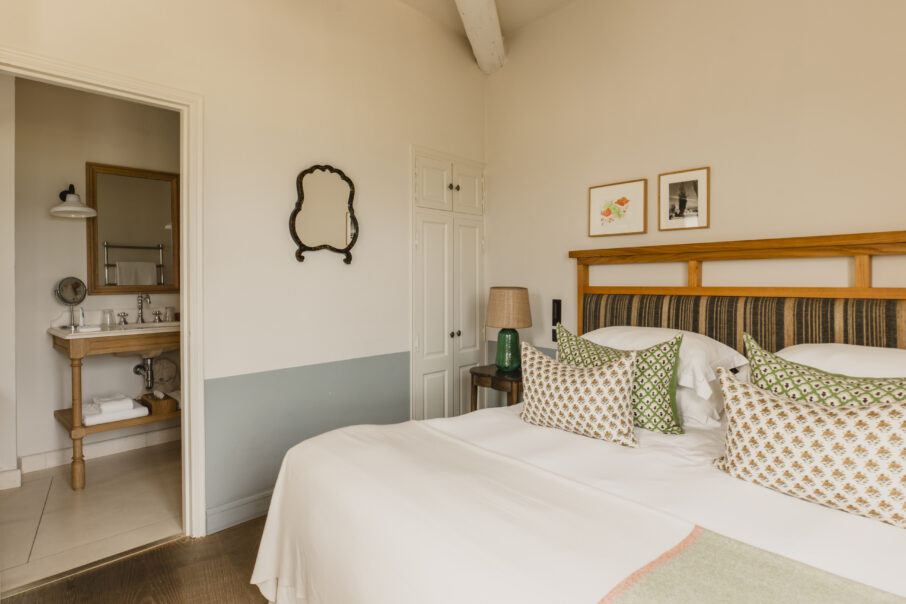 CrillonLeBrave-10_24-NolwennPernin-HD-Superior-Ventoux-Room 