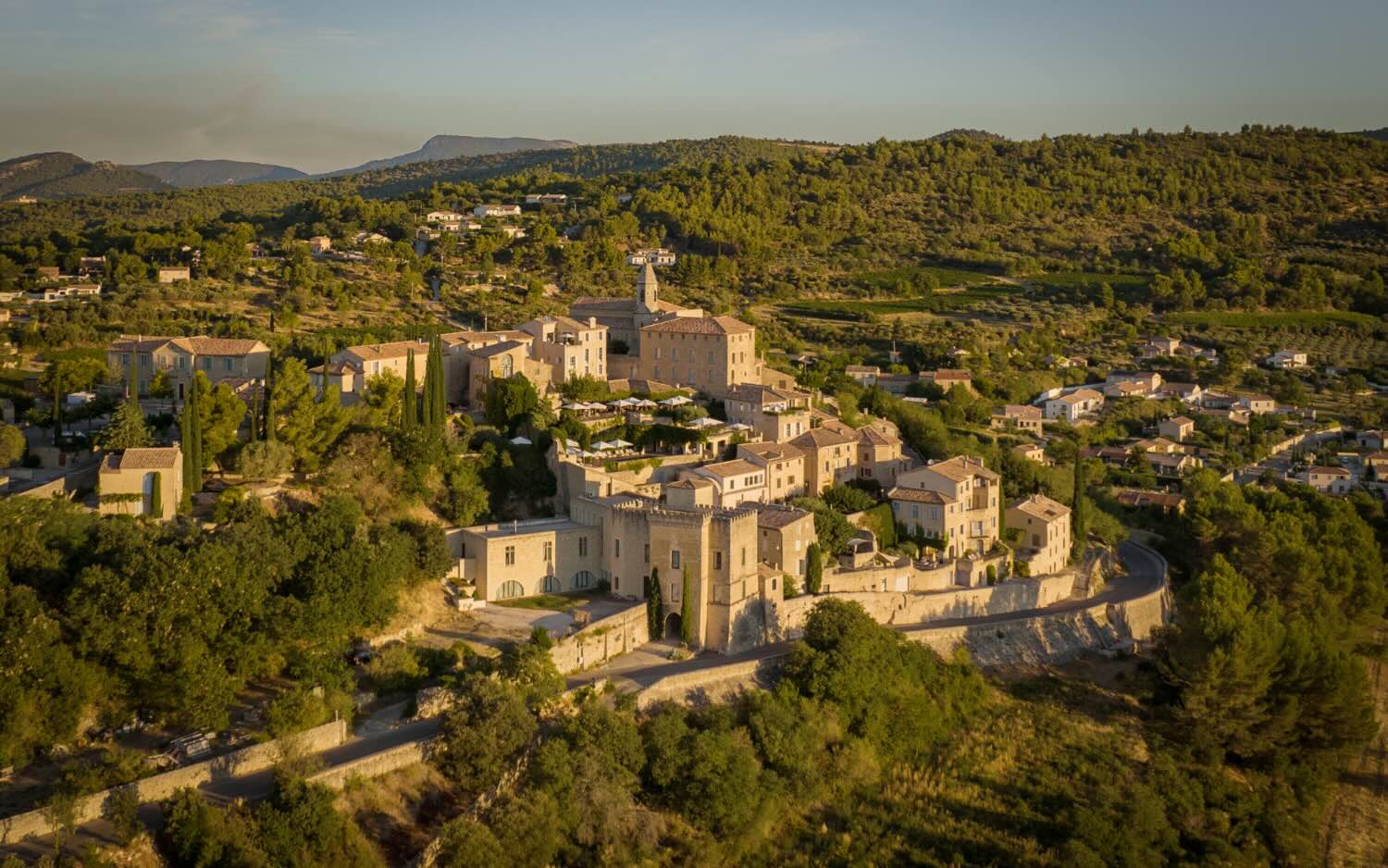 Hotel in a village Provence