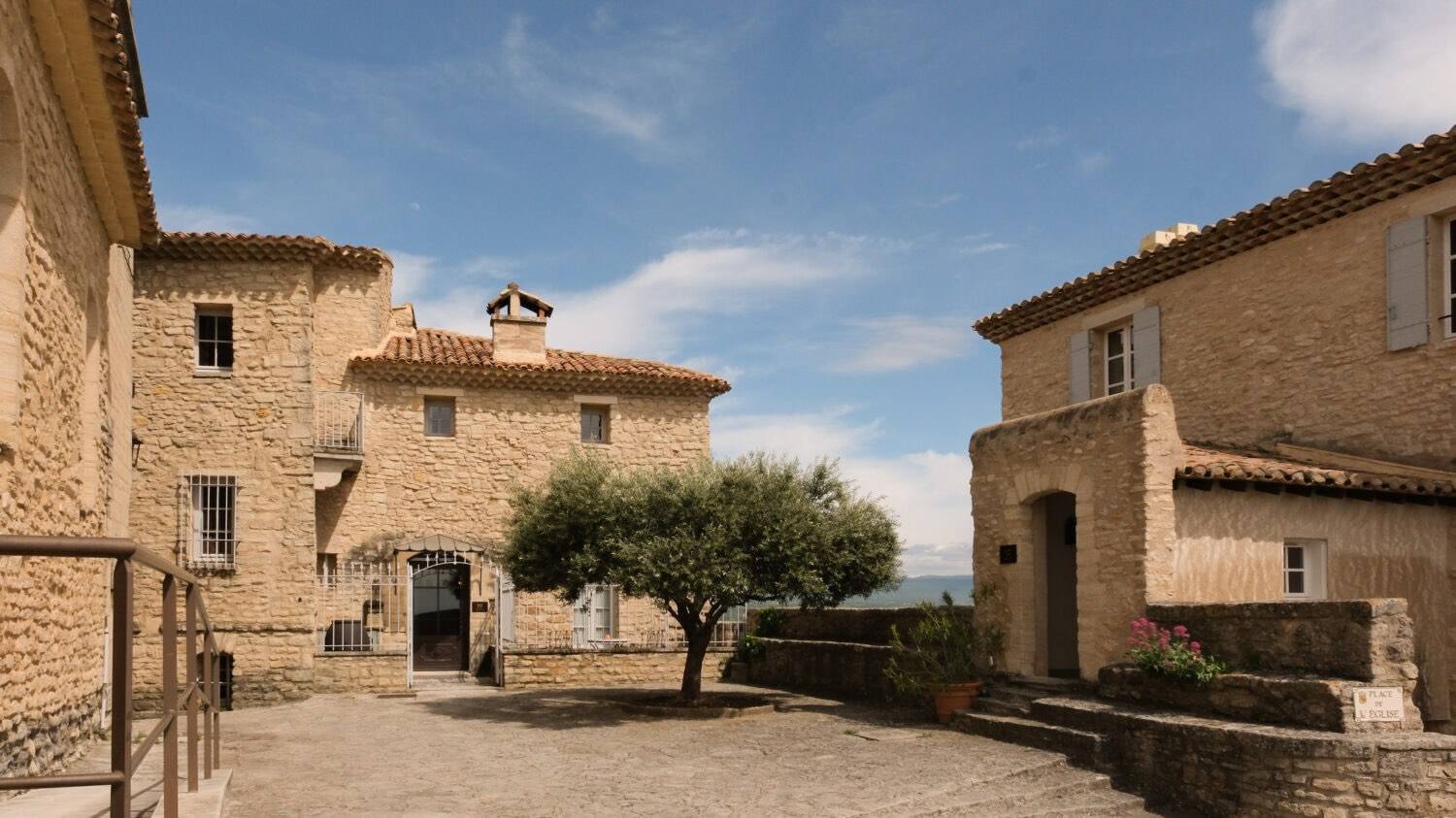 Village Crillon le Brave